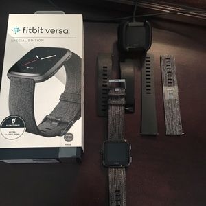 Fitbit Versa Special Edition